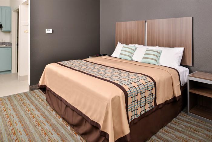 Scottish Inn & Suites - كونرو المظهر الخارجي الصورة